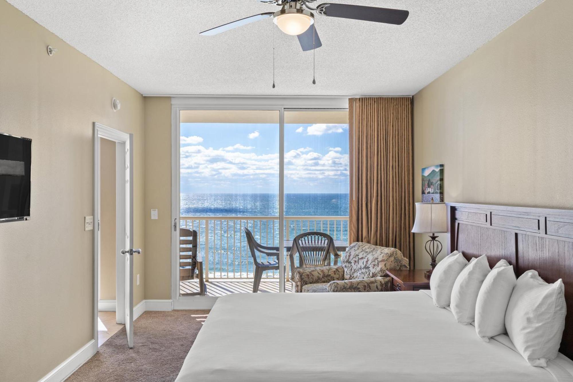 Official Majestic Beach Resort - Over 60 Units - All Ocean Front, Panama City Beach, Fl Bagian luar foto