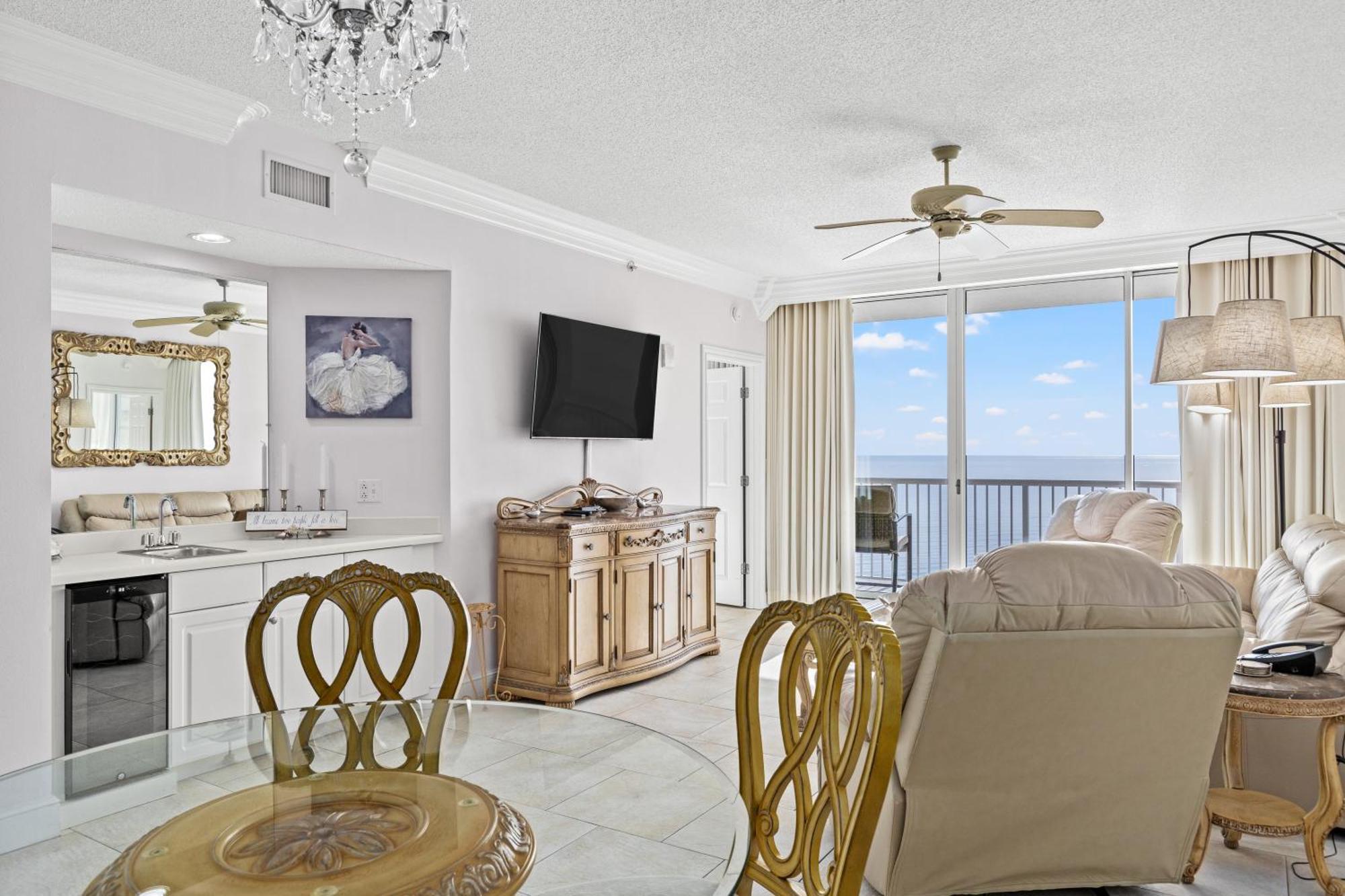 Official Majestic Beach Resort - Over 60 Units - All Ocean Front, Panama City Beach, Fl Ruang foto