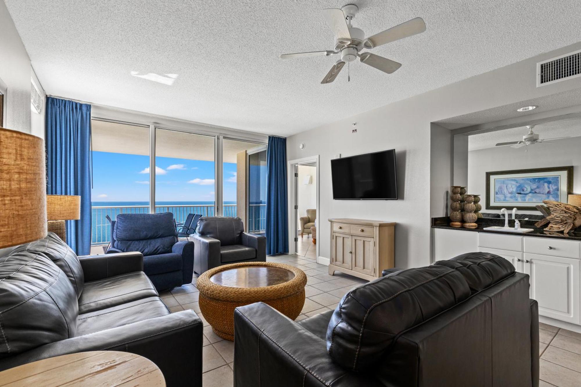 Official Majestic Beach Resort - Over 60 Units - All Ocean Front, Panama City Beach, Fl Ruang foto