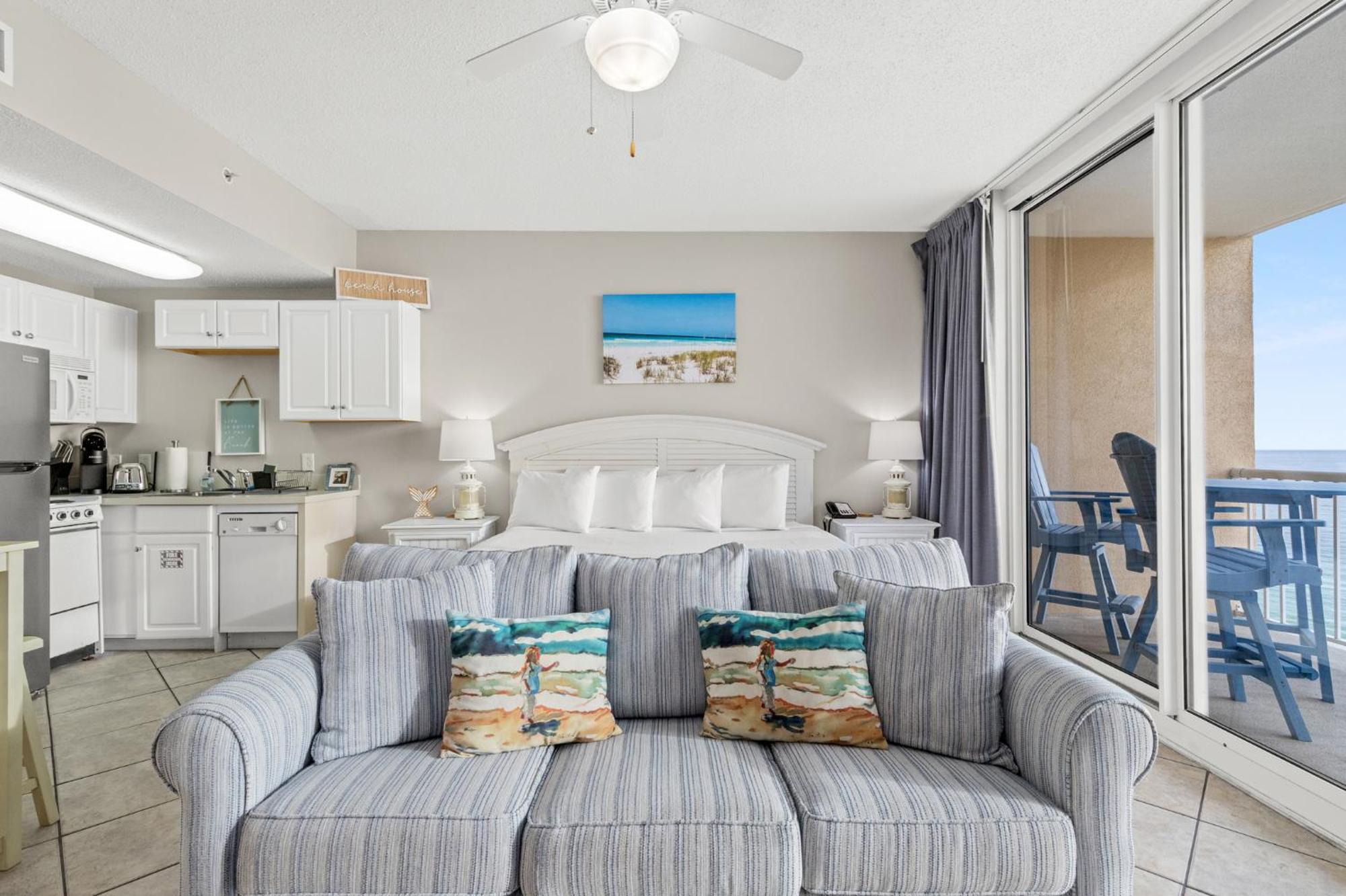 Official Majestic Beach Resort - Over 60 Units - All Ocean Front, Panama City Beach, Fl Ruang foto