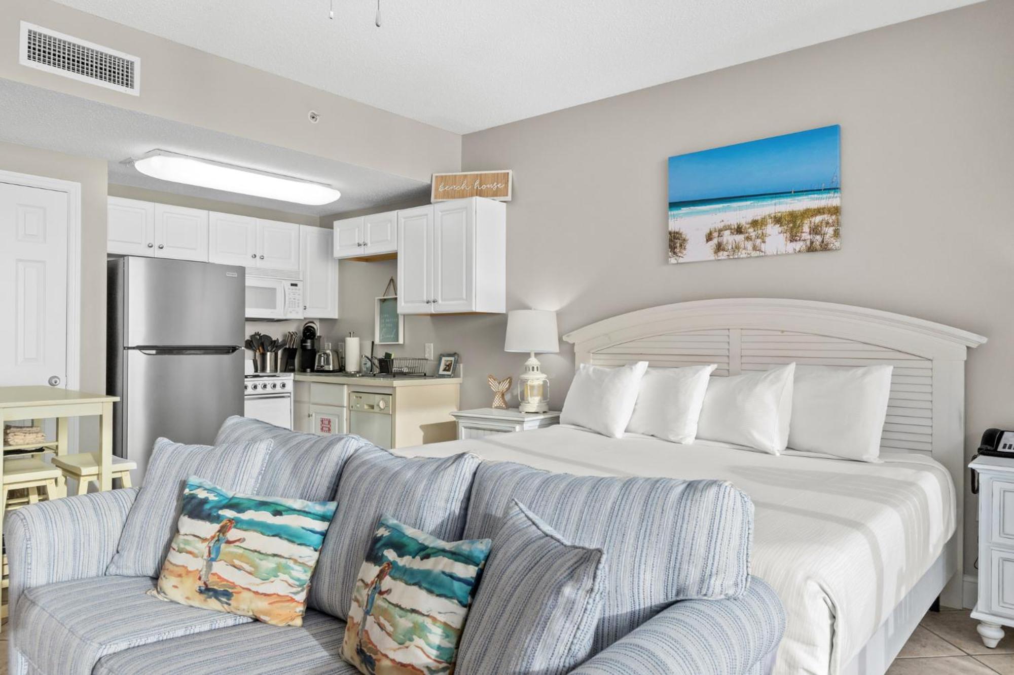 Official Majestic Beach Resort - Over 60 Units - All Ocean Front, Panama City Beach, Fl Ruang foto