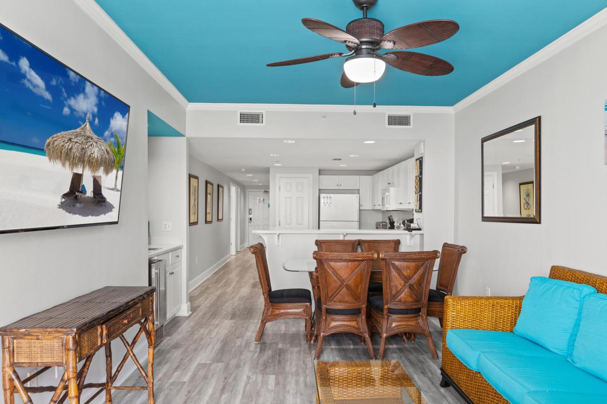 Official Majestic Beach Resort - Over 60 Units - All Ocean Front, Panama City Beach, Fl Ruang foto