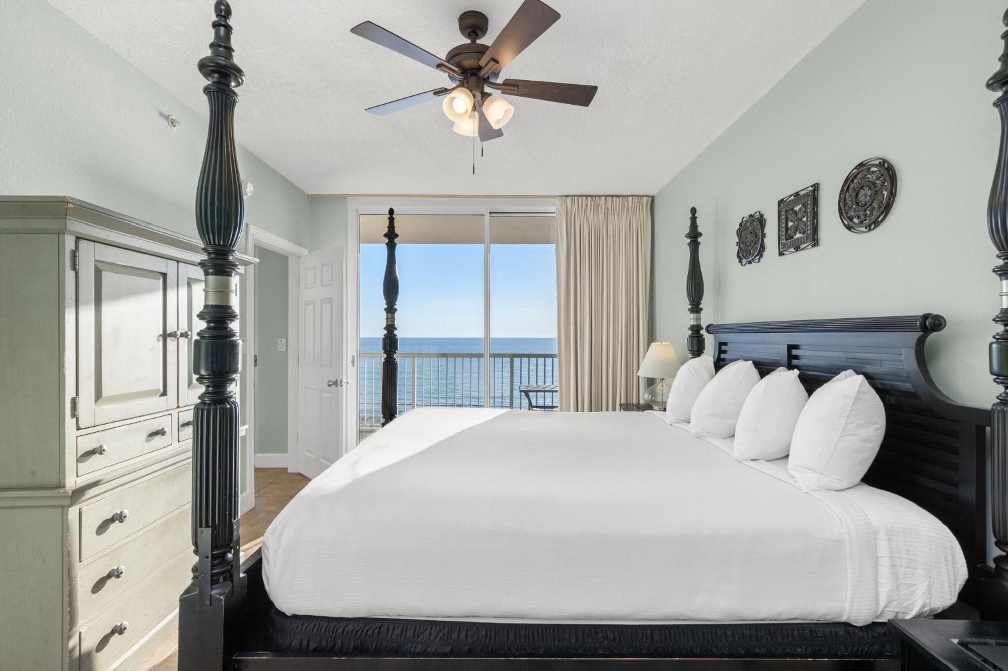 Official Majestic Beach Resort - Over 60 Units - All Ocean Front, Panama City Beach, Fl Bagian luar foto